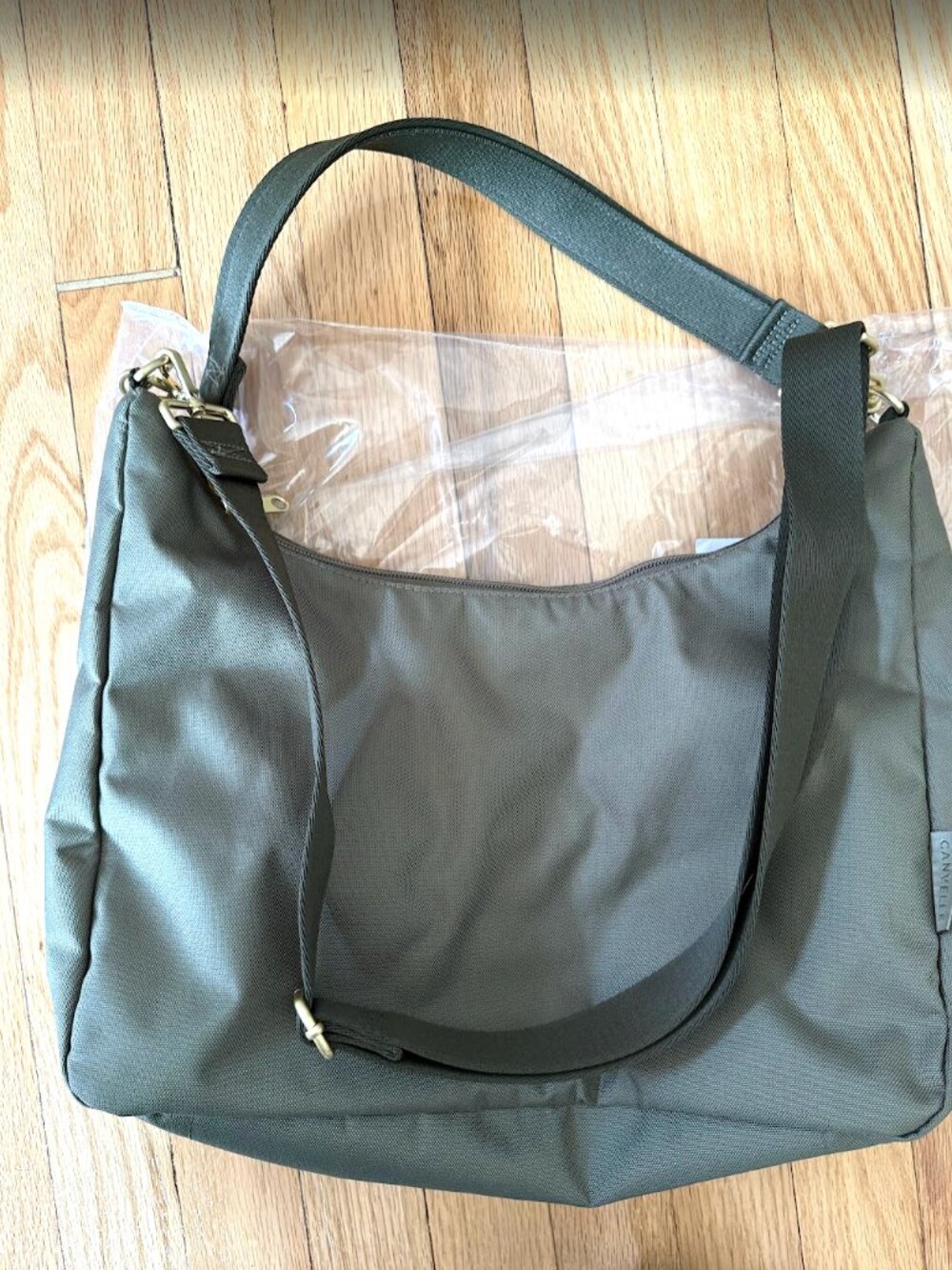 NEW IN BAG: Canvelle Hobo Handbag, Olive, new in packaging (ships fast) - Picture 5 of 8